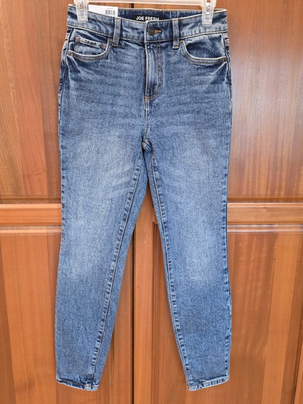 NWT High rise slim fit denim with stretch, size 25 women